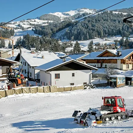 木屋 Spacious Chalet In Kirchberg With Mountain View 蒂罗尔-基希贝格