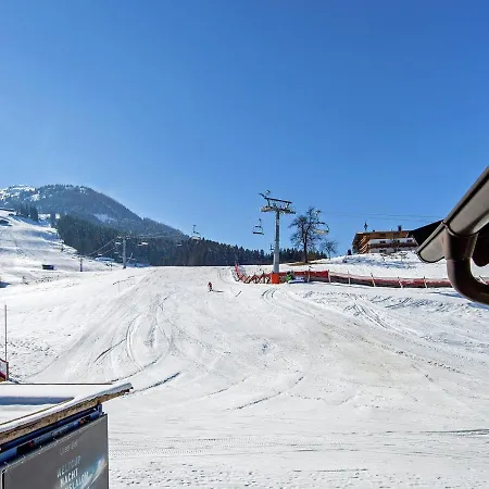 Spacious Chalet In Kirchberg With Mountain View 木屋 蒂罗尔-基希贝格